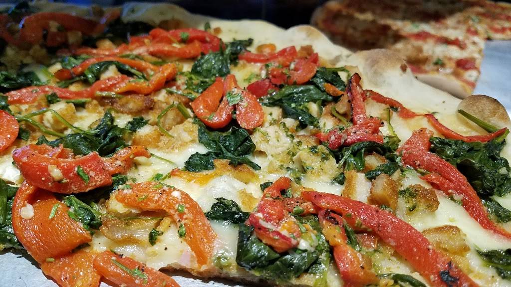 Maurizios Pizzeria & Italian | meal delivery | 4215 E Black Horse Pike, Mays Landing, NJ 08330, USA | 6096450028 OR +1 609-645-0028