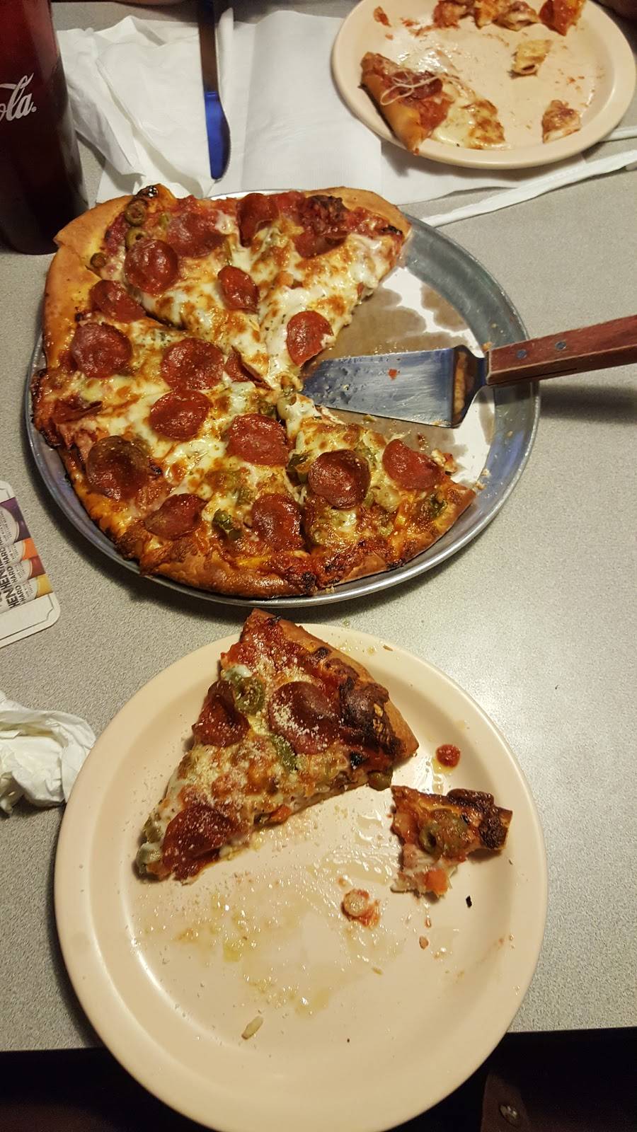 Aces Chicago Pizza | restaurant | 309 Wyatt Dr, Mayfield, KY 42066, USA | 2702472200 OR +1 270-247-2200