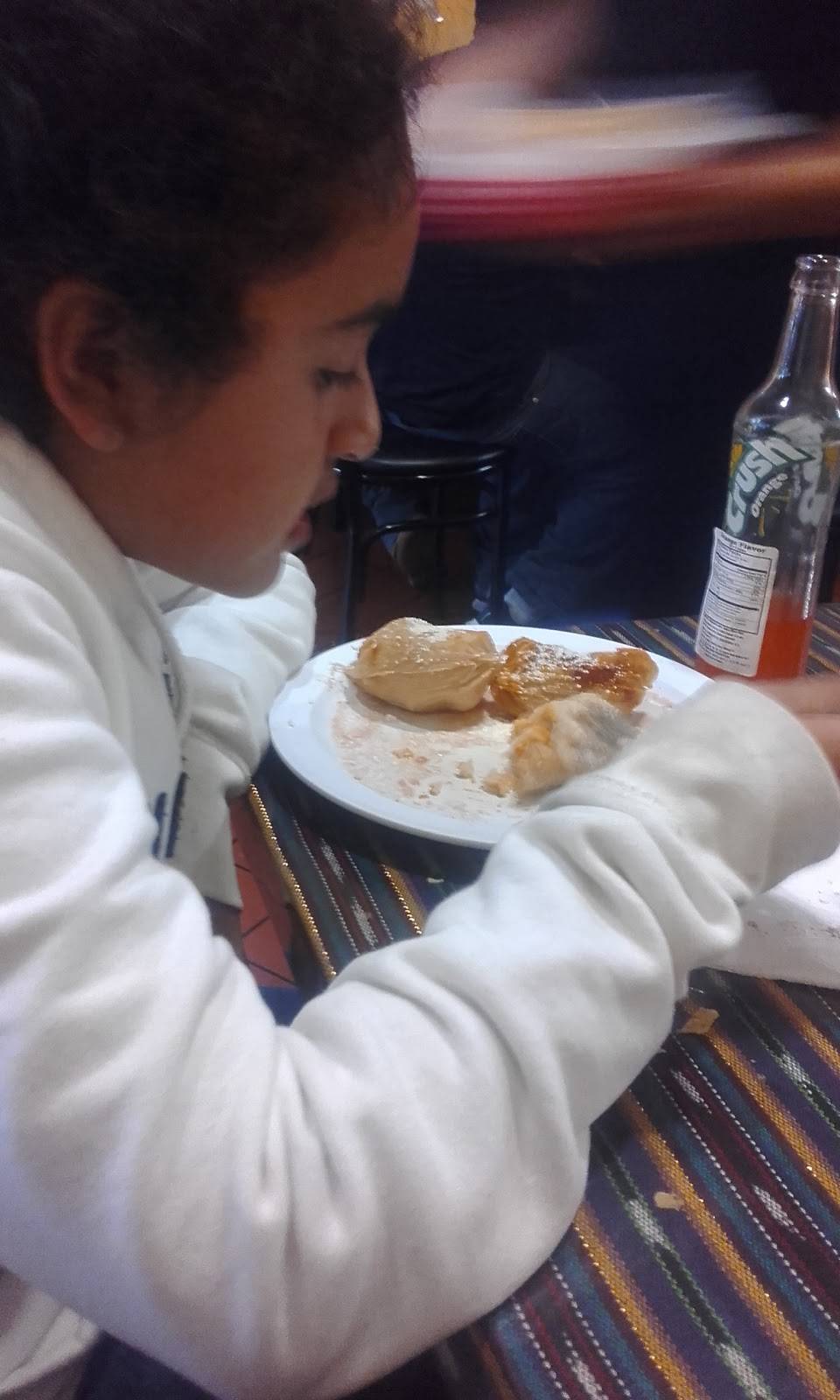 El Rinconcito Chapin | restaurant | 3831 International Blvd, Oakland, CA 94601, USA | 5102134434 OR +1 510-213-4434