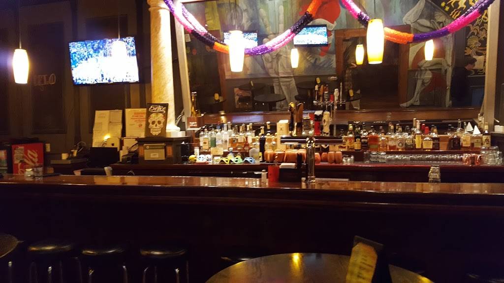 CRĪO | restaurant | 2506 N Clybourn Ave, Chicago, IL 60614, USA | 7735252100 OR +1 773-525-2100