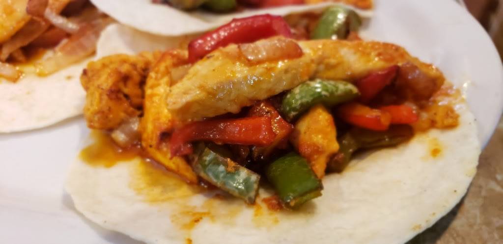 El Mariachi | restaurant | 537 Torrence Ave, Calumet City, IL 60409, USA | 7088910840 OR +1 708-891-0840