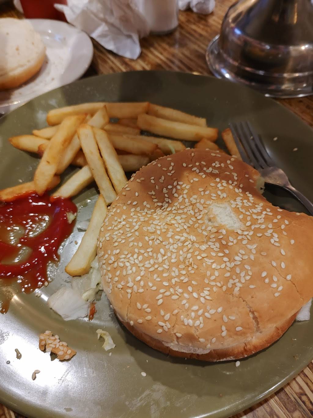 Pinos Italiano & Grill | restaurant | 15498 N James Madison Hwy, Dillwyn, VA 23936, USA | 4349832531 OR +1 434-983-2531