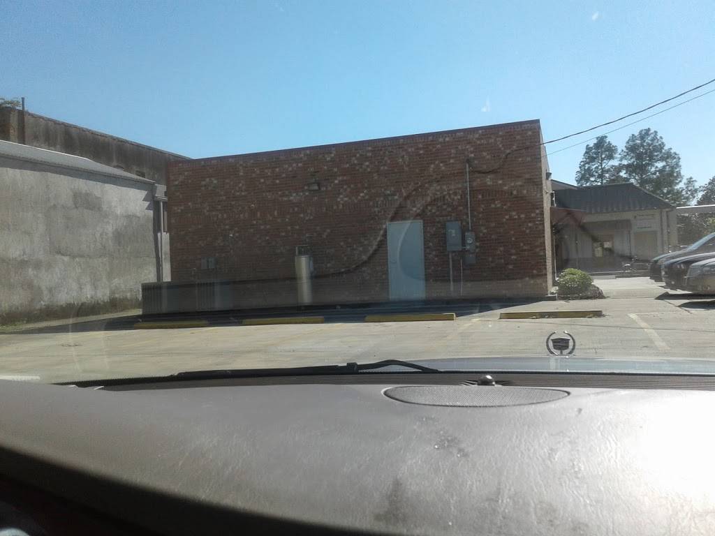 Subway | meal takeaway | 1330 Main St, Jeanerette, LA 70544, USA | 3375792079 OR +1 337-579-2079