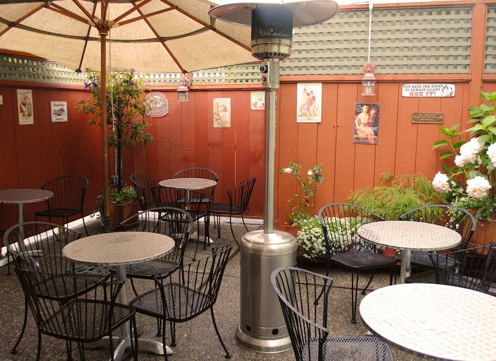 Chez Shea | restaurant | 408 Main St, Half Moon Bay, CA 94019, USA | 6505609234 OR +1 650-560-9234