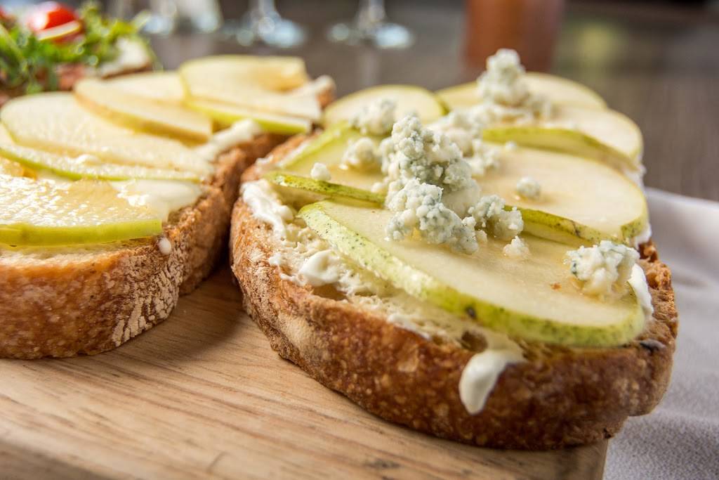 Stone & Vine Urban Italian | restaurant | 1035 W Queen Creek Rd #103, Chandler, AZ 85248, USA | 4806597438 OR +1 480-659-7438