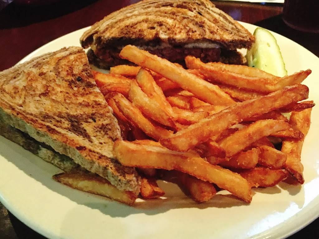 Jerzees Sports Grille | restaurant | 2531 Fulton Dr NW, Canton, OH 44718, USA | 3304569977 OR +1 330-456-9977