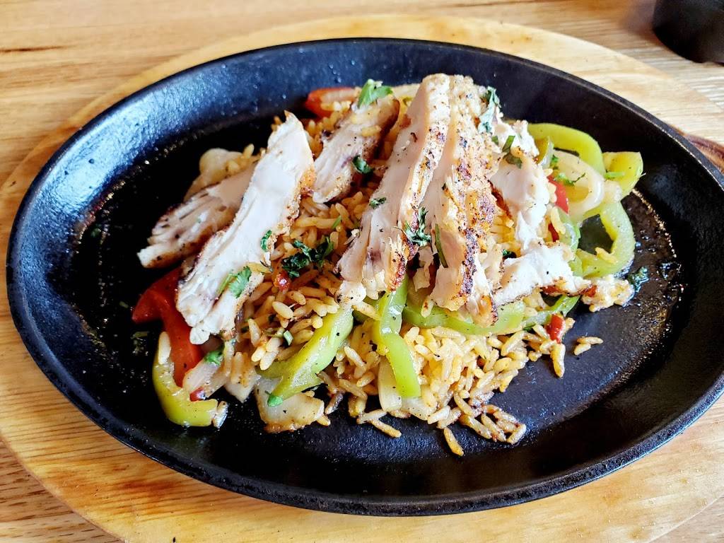 Applebees Grill + Bar | restaurant | 3500 Vicksburg Ln N STE 100, Plymouth, MN 55447, USA | 7635531776 OR +1 763-553-1776