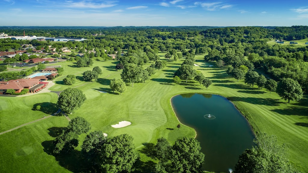 Union Country Club | restaurant | 1000 N Bellevue Ave, Dover, OH 44622, USA | 3303435544 OR +1 330-343-5544