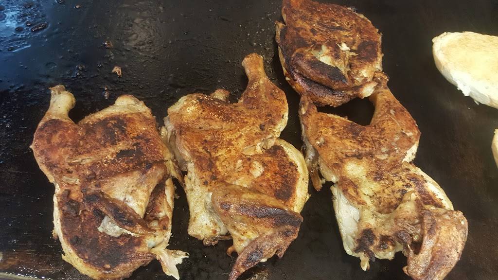 El Gallo Giro | restaurant | 2520 Old Norcross Rd, Lawrenceville, GA 30044, USA | 7706828883 OR +1 770-682-8883