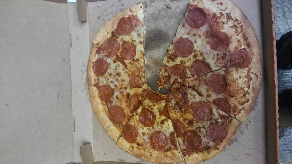 Little Caesars Pizza | meal takeaway | 245-B E 11th St, Tracy, CA 95376, USA | 2098320818 OR +1 209-832-0818