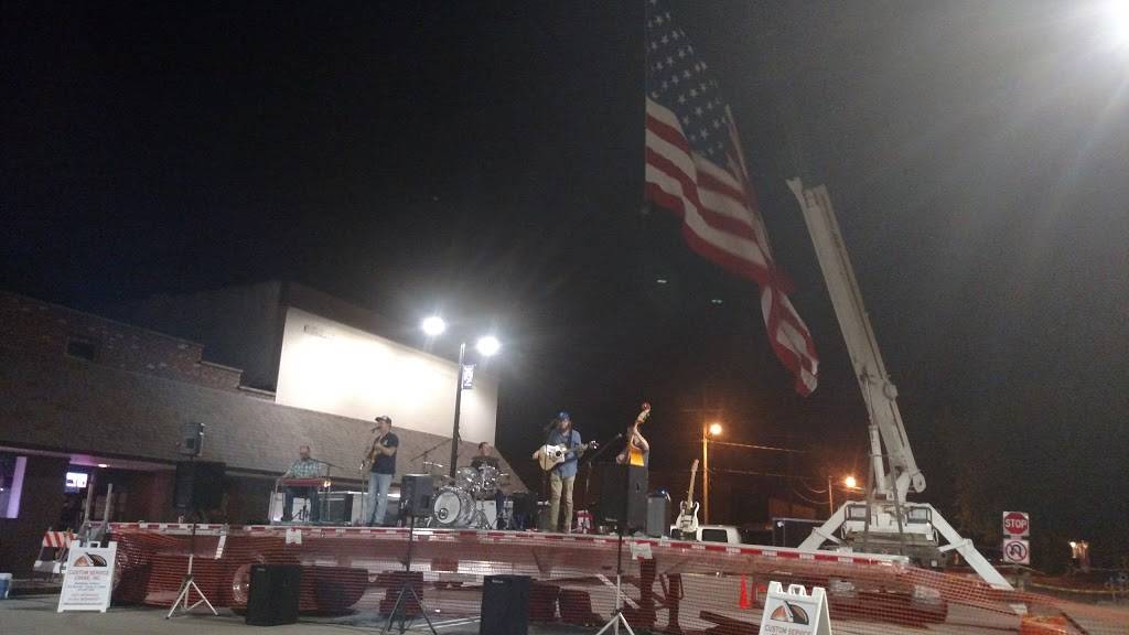 The Wild Hare Bar and Grill | restaurant | 109 S 3rd St, Fisher, IL 61843, USA | 2178970081 OR +1 217-897-0081