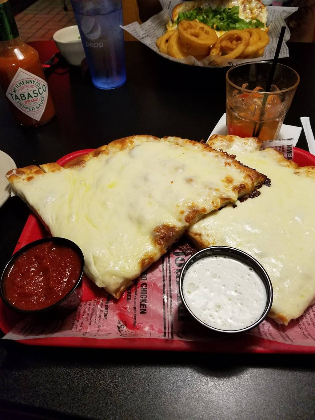 Papillons Pizza | restaurant | 1041 Grand Ave, Rothschild, WI 54474, USA | 7153599417 OR +1 715-359-9417