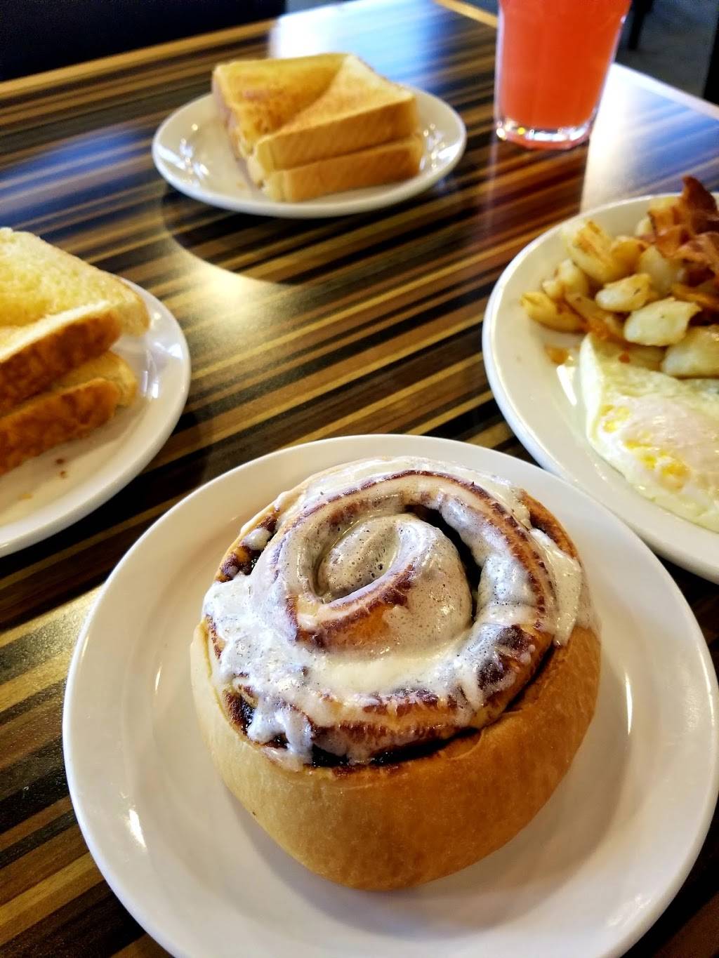 Gibby Gs | restaurant | 489 Yonge St, Barrie, ON L4N 4E1, Canada | 7057391771 OR +1 705-739-1771