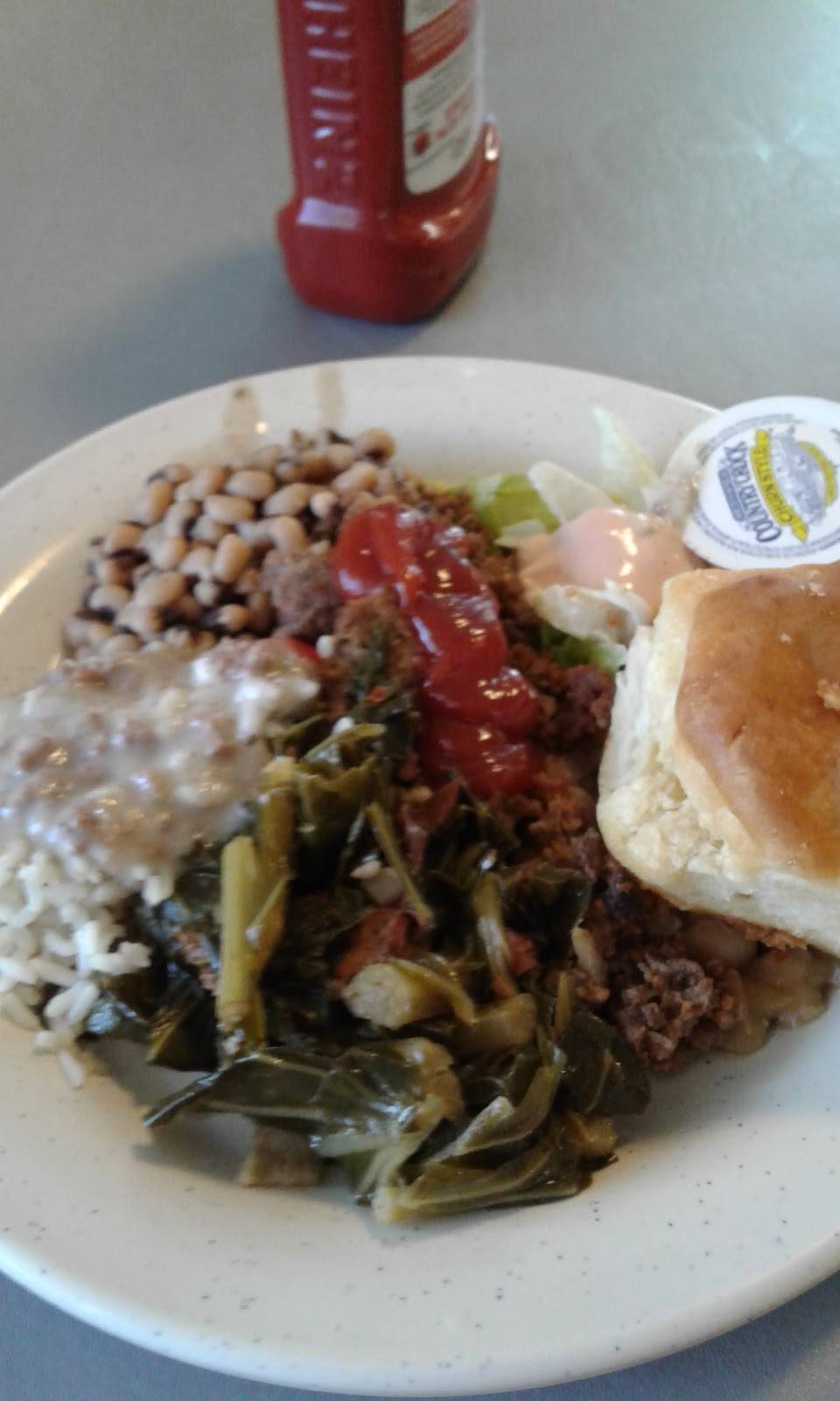 The Landing Family Restaurant | restaurant | 3445 US-90, Lake City, FL 32055, USA | 3862438077 OR +1 386-243-8077