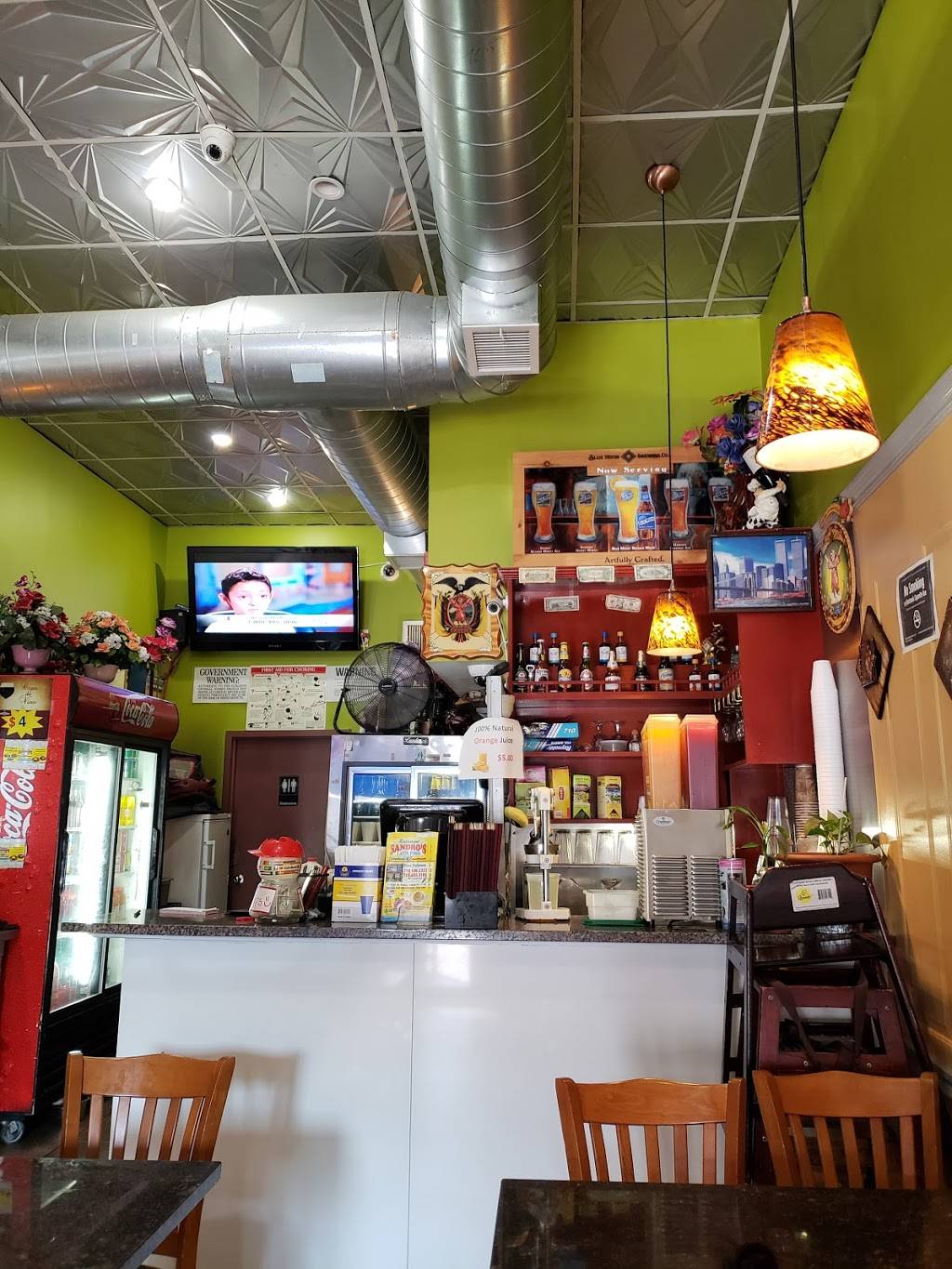 Sandros Latin Food | restaurant | 2703 23rd Ave, Astoria, NY 11105, USA | 7186062323 OR +1 718-606-2323