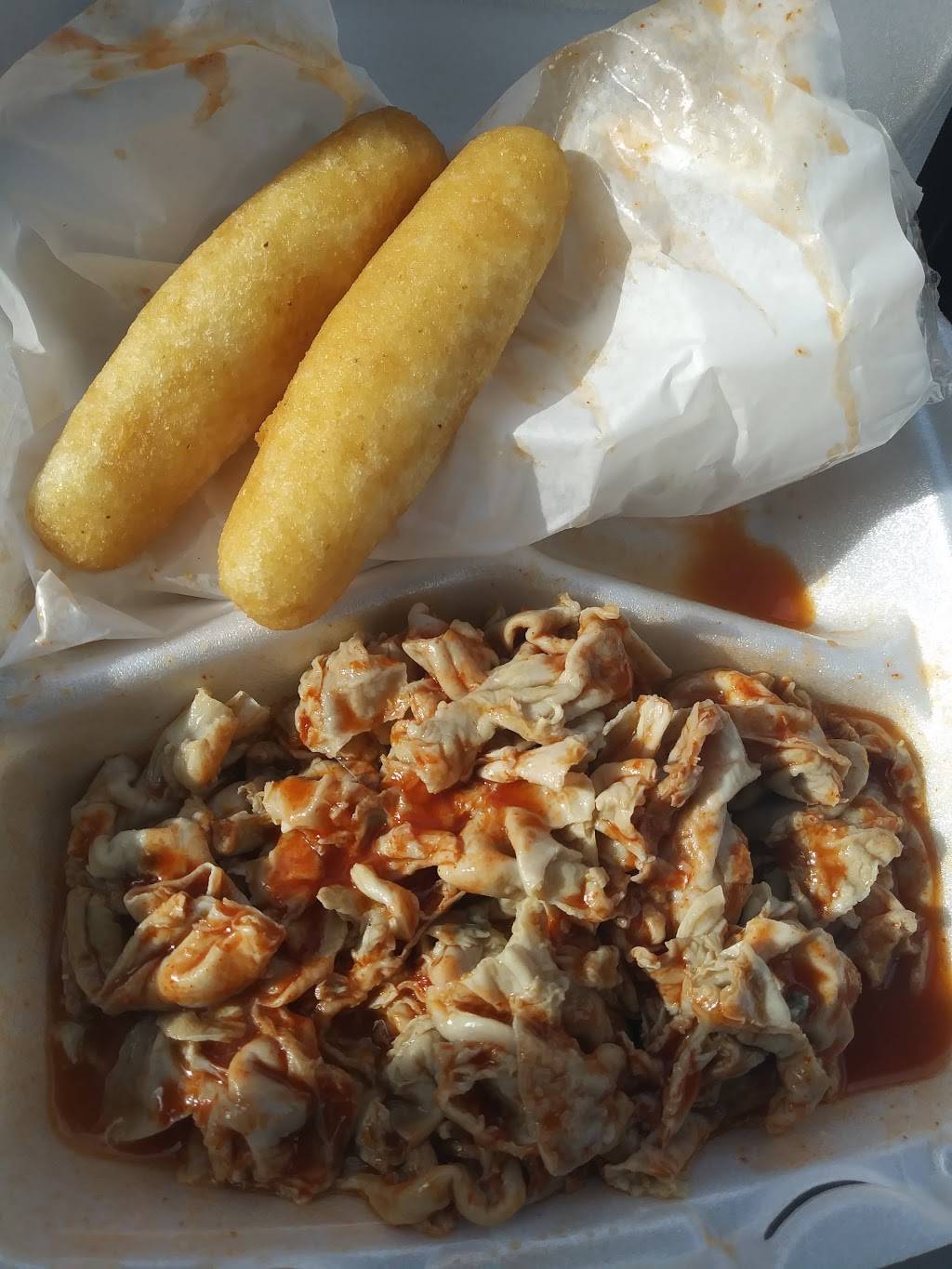 Lil Cees | restaurant | 605 Douglas Ave, Nashville, TN 37207, USA | 6152266900 OR +1 615-226-6900