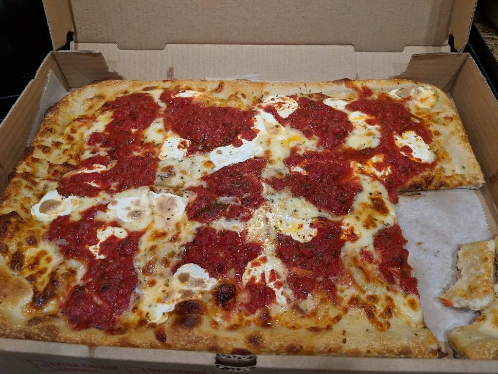 Mamas Pizza Express of Cornelius | restaurant | 19741 S Main St, Cornelius, NC 28031, USA | 7048923305 OR +1 704-892-3305