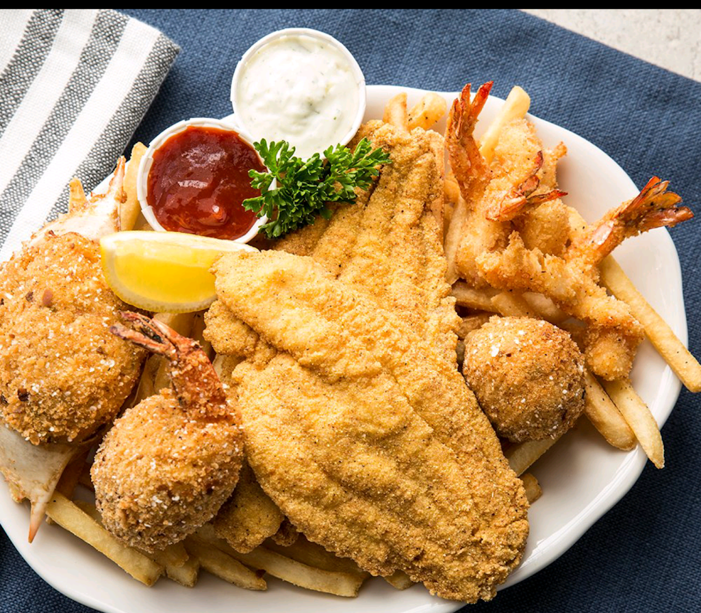 Pappadeaux Seafood Kitchen | restaurant | 4040 I-10 South, Beaumont, TX 77705, USA | 4098421339 OR +1 409-842-1339