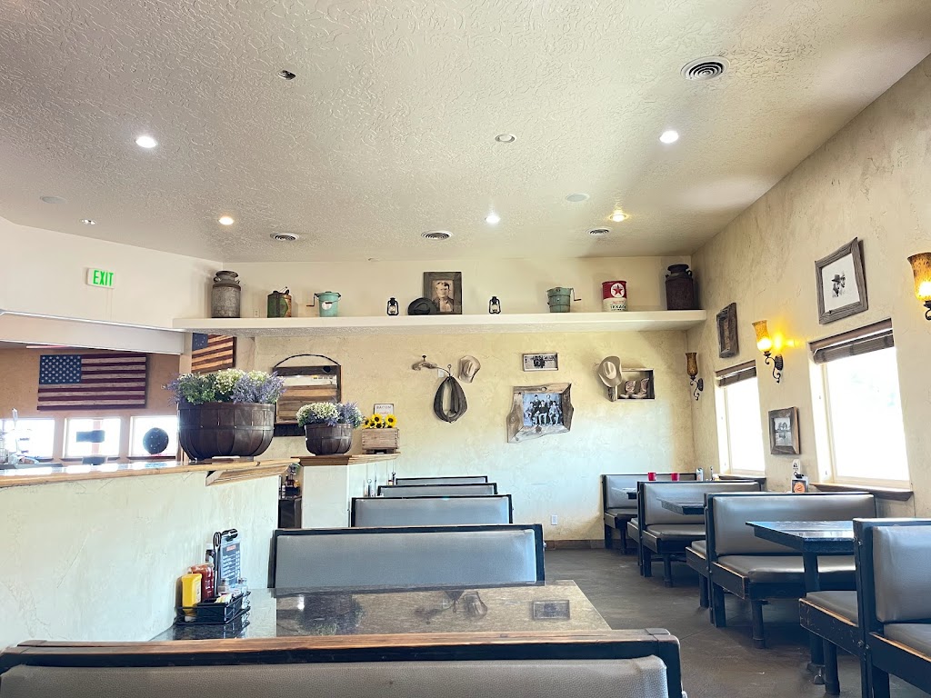 Hideout Steak House | restaurant | 8400 S Pariette Rd, Myton, UT 84052, USA | 4356463500 OR +1 435-646-3500