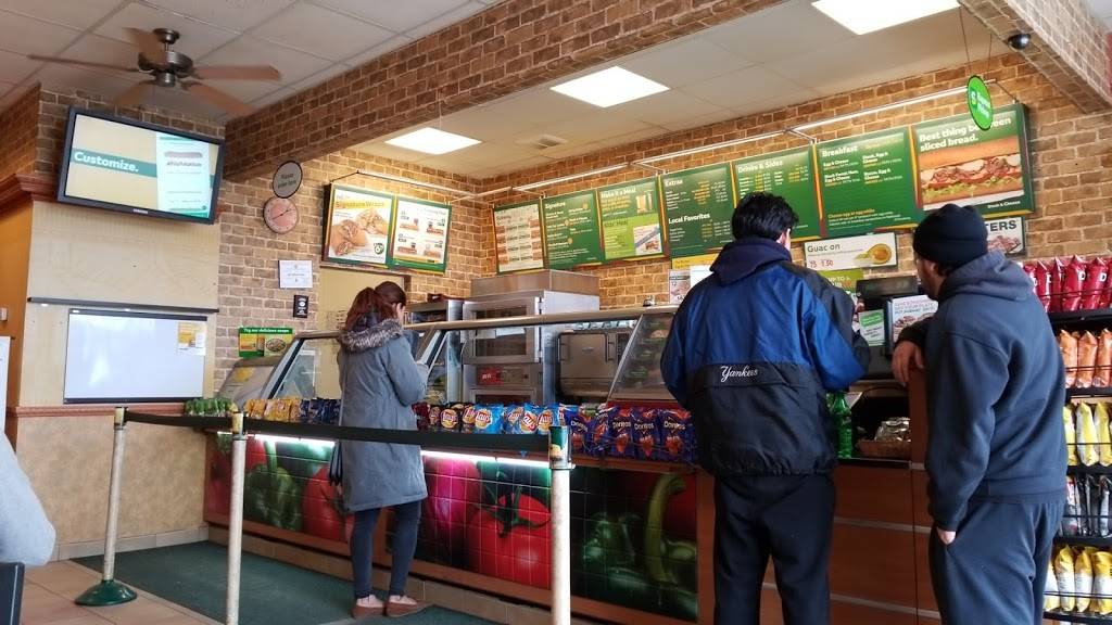 Subway Restaurants | restaurant | Franklin Commons, B, 456 Elizabeth Ave Suite 2, Somerset, NJ 08873, USA | 7323568601 OR +1 732-356-8601