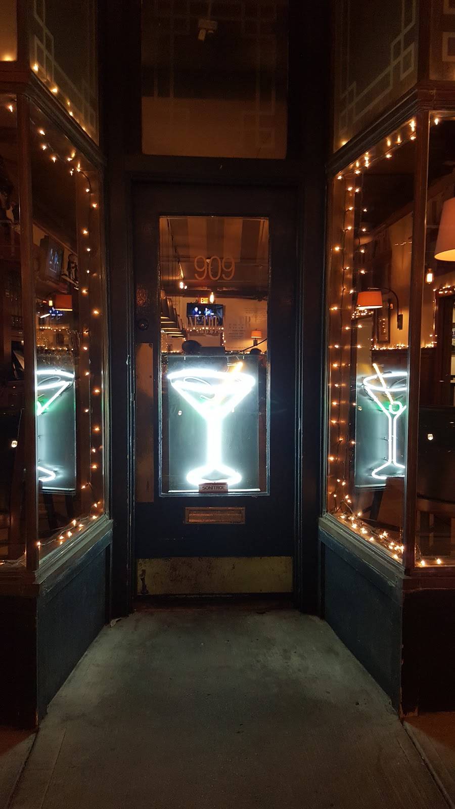 317 Burger | restaurant | 915 E Westfield Blvd, Indianapolis, IN 46220, USA | 3172511317 OR +1 317-251-1317