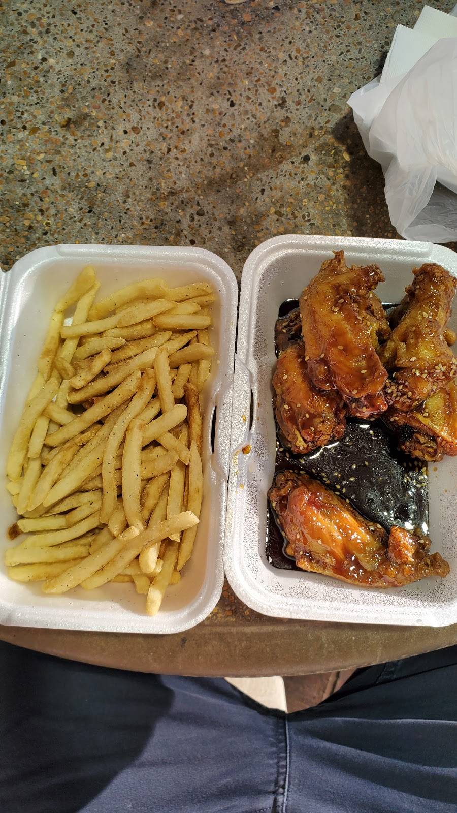 The Flying Dumpling | restaurant | 4835 Calhoun Rd E, Houston, TX 77004, USA | 3462265309 OR +1 346-226-5309