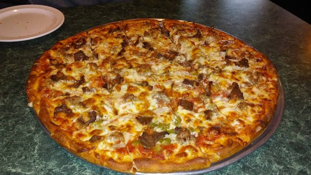 Peru Pizza House Restaurant | restaurant | 1702 4th St, Peru, IL 61354, USA | 8152237408 OR +1 815-223-7408