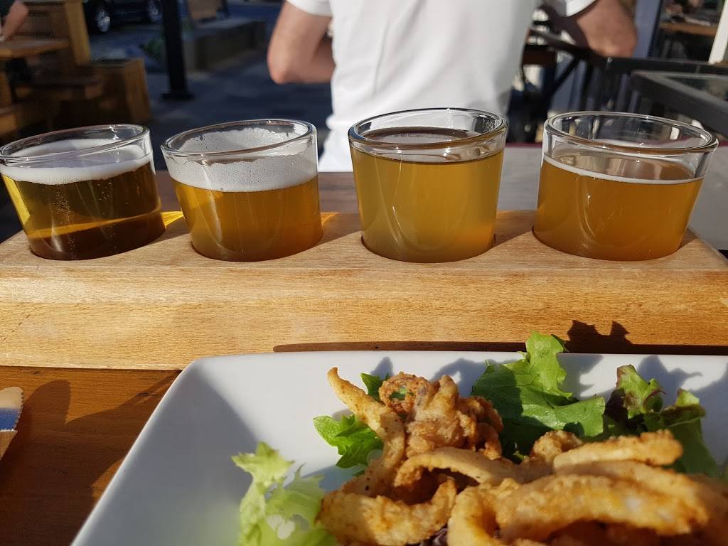 Microbrasserie LHermite | restaurant | 187 Rue Notre Dame E, Victoriaville, QC G6P 3Z8, Canada | 8196043875 OR +1 819-604-3875