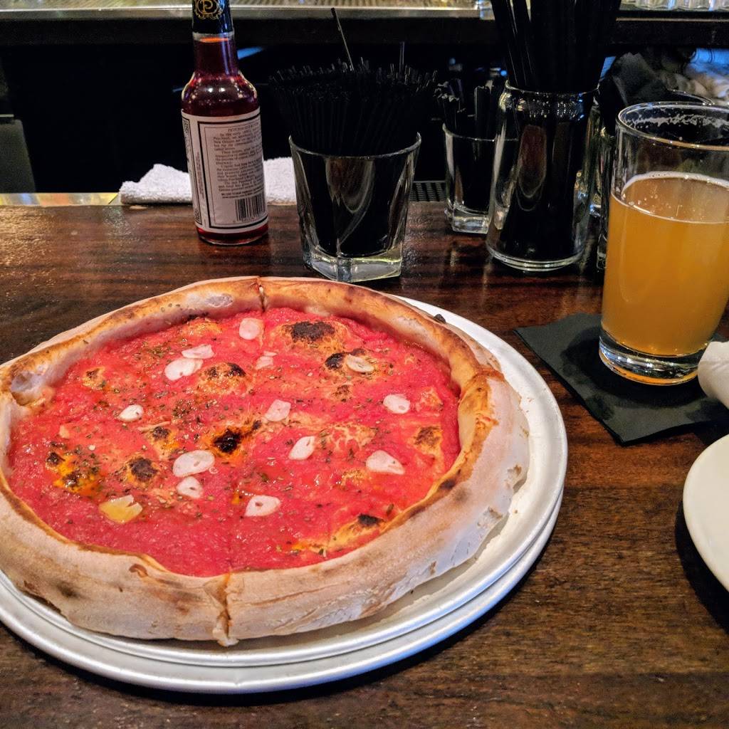 Lincoln Tavern & Restaurant | restaurant | 425 W Broadway, South Boston, MA 02127, USA | 6177658636 OR +1 617-765-8636