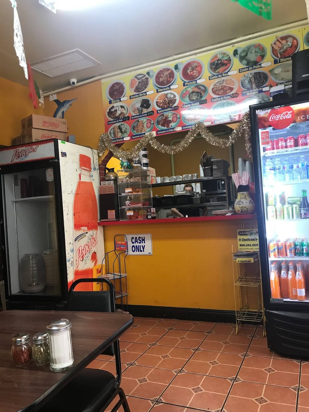 Birrieria Apatzingan | restaurant | 10040 Laurel Canyon Blvd, Pacoima, CA 91331, USA | 8188906265 OR +1 818-890-6265