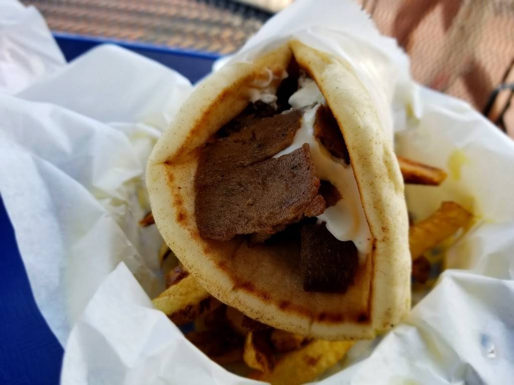 Demos Greek Food | restaurant | 2501 N St Marys St, San Antonio, TX 78212, USA | 2107327777 OR +1 210-732-7777