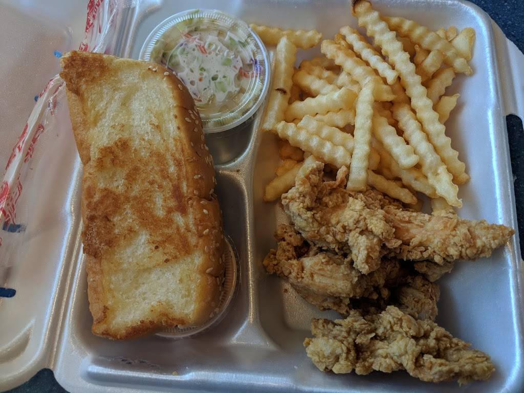 Raising Canes Chicken Fingers | meal takeaway | 2108 S College Ave, Fort Collins, CO 80525, USA | 9704821812 OR +1 970-482-1812