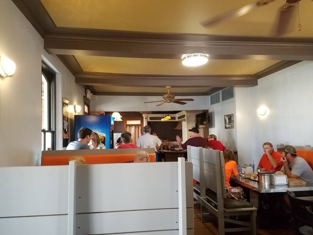 Haas Brothers | restaurant | 205 W Pike St, Jackson Center, OH 45334, USA | 9374213009 OR +1 937-421-3009