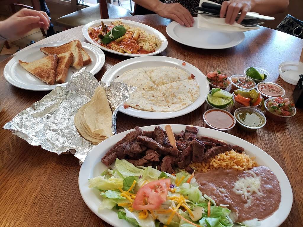 Rodeo Mexican Grill | restaurant | 3224, 3224, 1721 Sunset Blvd, Los Angeles, CA 90026, USA | 2134838311 OR +1 213-483-8311