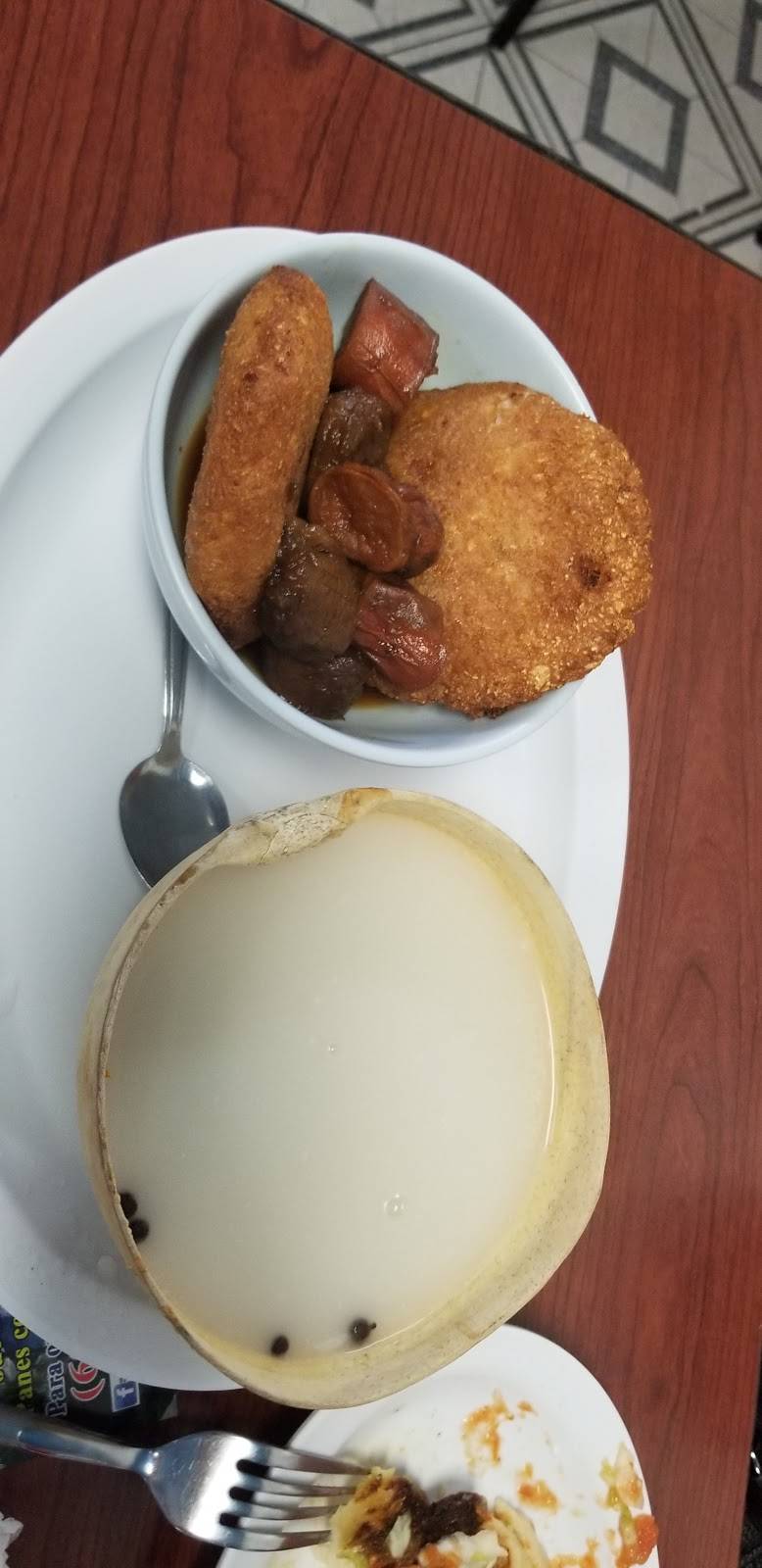 Pupuseria Mi Salvador | restaurant | 474 Arrow Hwy, Covina, CA 91722, USA | 6269672925 OR +1 626-967-2925