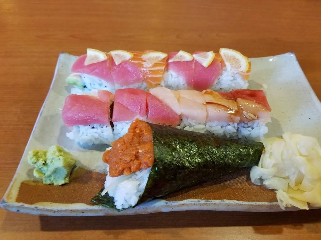 Yoshino Sushi | night club | 296 Hegenberger Rd, Oakland, CA 94621, USA | 5104302552 OR +1 510-430-2552