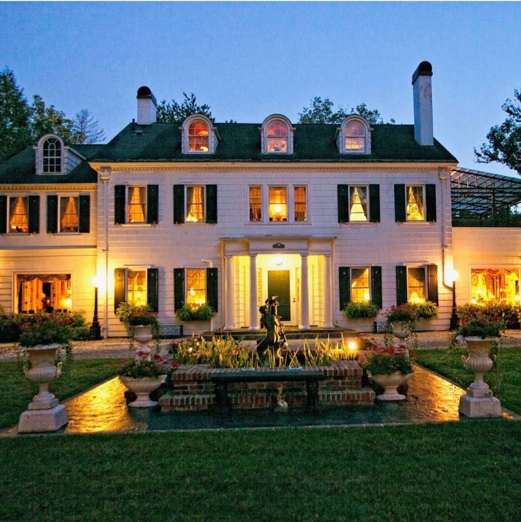 Melange Bed & Breakfast | restaurant | 1230 5th Ave W, Hendersonville, NC 28739, USA | 8286975253 OR +1 828-697-5253
