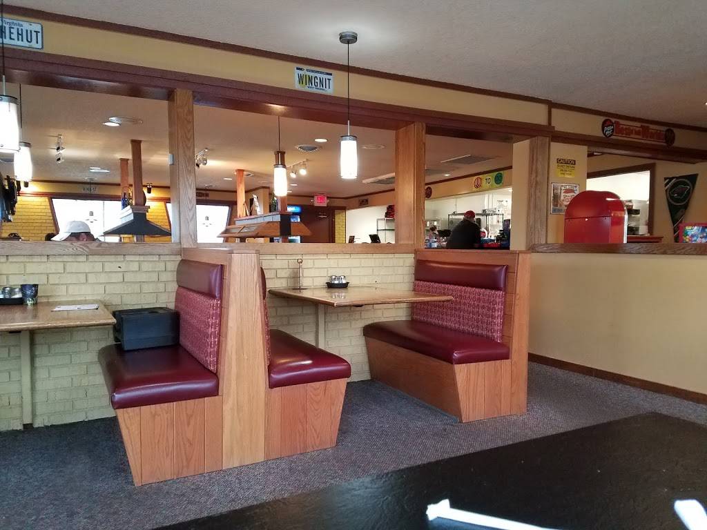 Pizza Hut | meal takeaway | 956 Lake St S, Forest Lake, MN 55025, USA | 6514647383 OR +1 651-464-7383