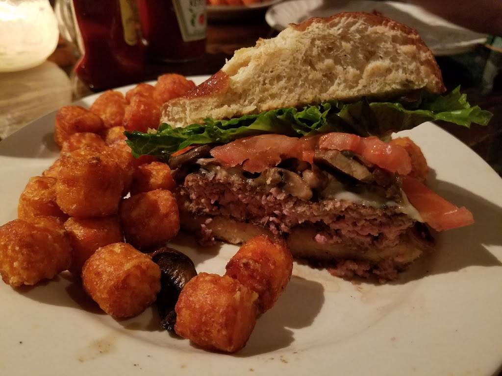 Fireside Restaurant & Lounge | restaurant | 5739 N Ravenswood Ave, Chicago, IL 60660, USA | 7735617433 OR +1 773-561-7433