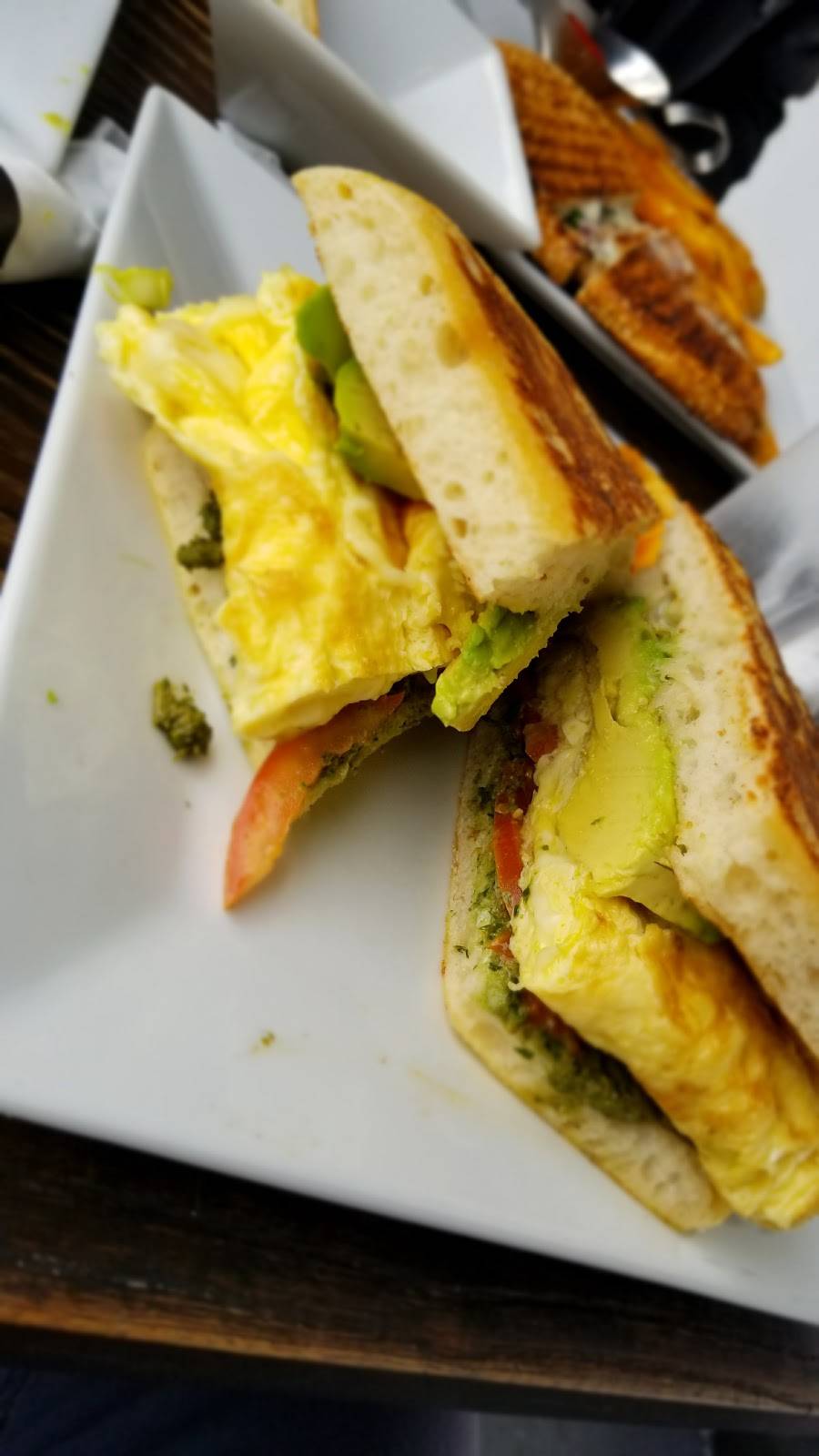 Toast Cafe | cafe | 15001 Ventura Blvd, Sherman Oaks, CA 91403, USA | 8184619020 OR +1 818-461-9020