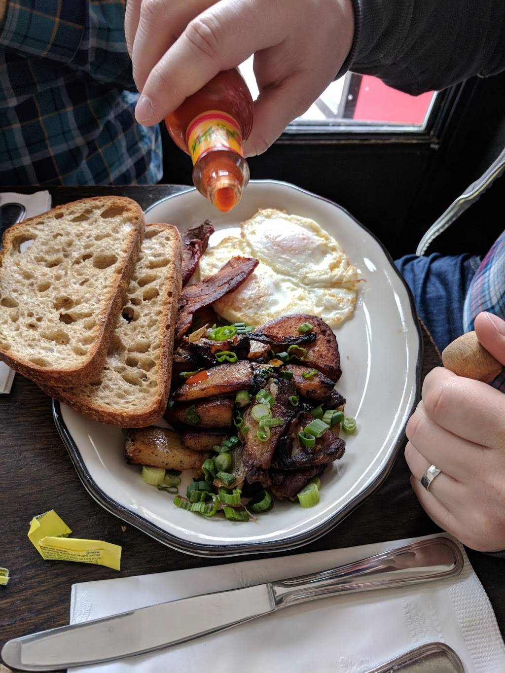 Banter | restaurant | 108-22 Queens Blvd, Forest Hills, NY 11375, USA | 7182688436 OR +1 718-268-8436