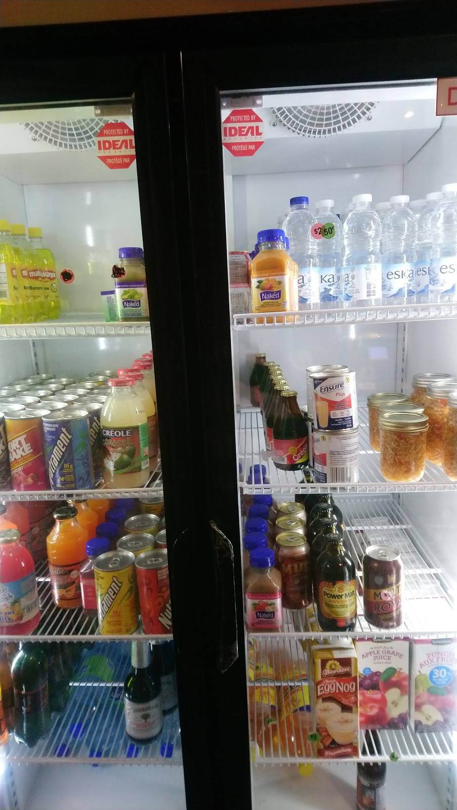 LEscale, cuisine créole | restaurant | 9271 Boulevard Saint-Michel, Montréal, QC H1Z 3G7, Canada | 5143744585 OR +1 514-374-4585