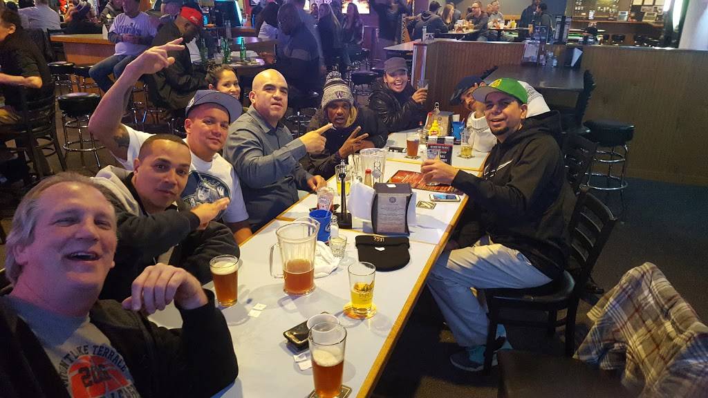 Ringers Pub | restaurant | 22803 44th Ave W, Mountlake Terrace, WA 98043, USA | 4257716072 OR +1 425-771-6072