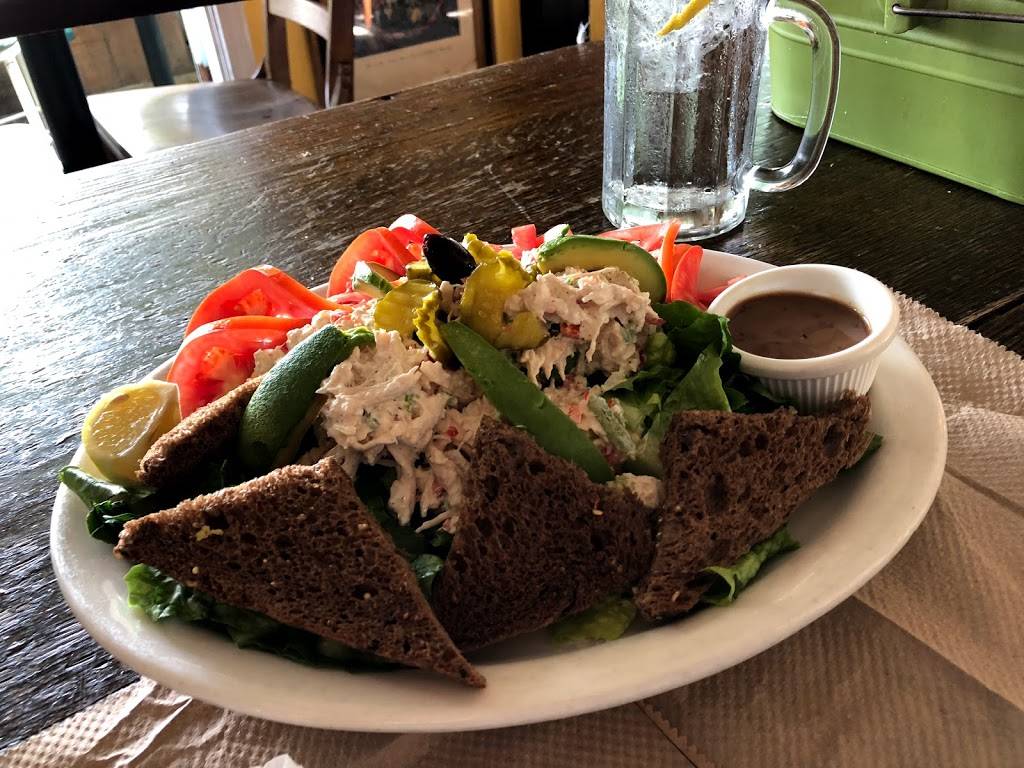 Patricks Roadhouse | cafe | 106 Entrada Dr, Santa Monica, CA 90402, USA | 3104594544 OR +1 310-459-4544