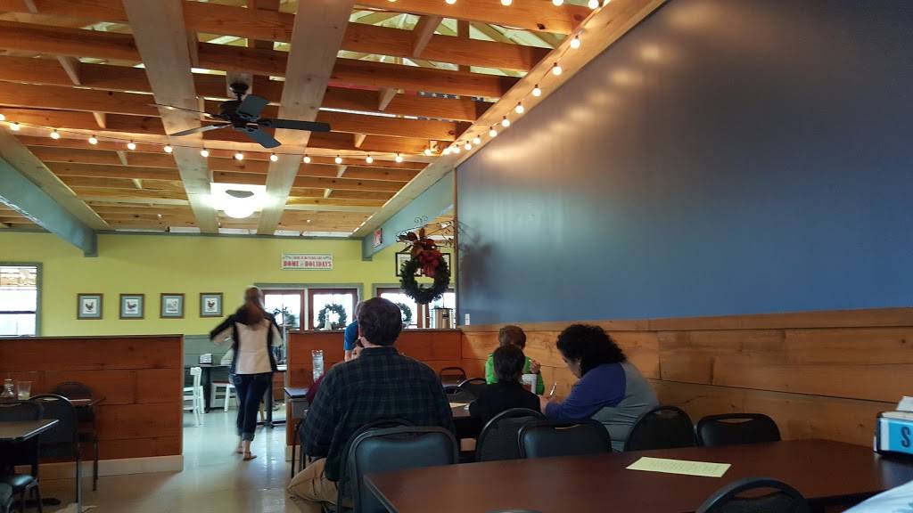 Farmhouse General Store And Cafe | restaurant | 314 Hwy 8, Calhoun City, MS 38916, USA | 6625506003 OR +1 662-550-6003