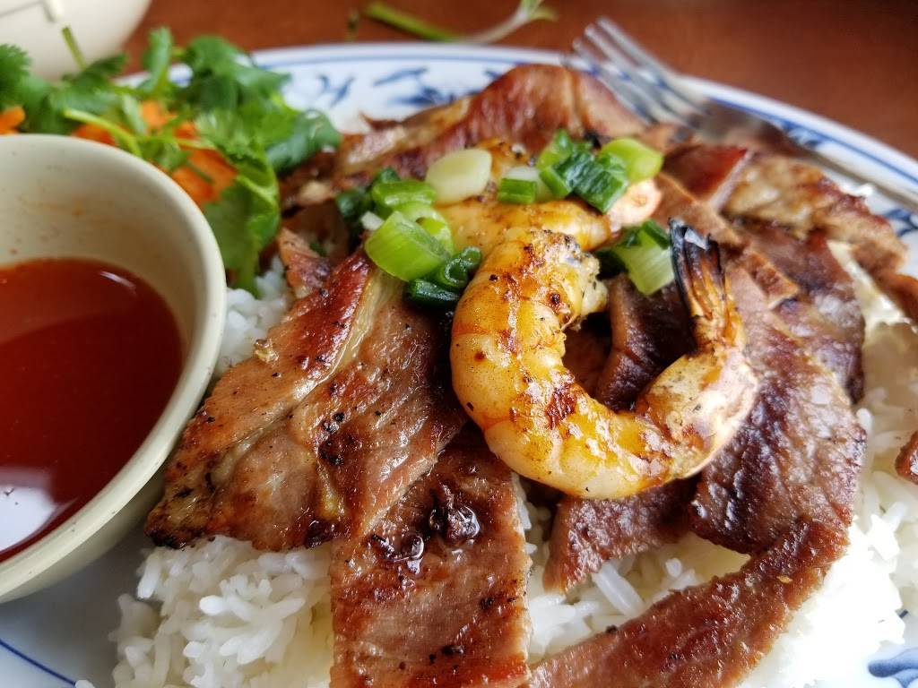 Pho Long Vietnamese Restaurant | restaurant | 2021 Mangum Rd, Houston, TX 77092, USA | 7136866408 OR +1 713-686-6408