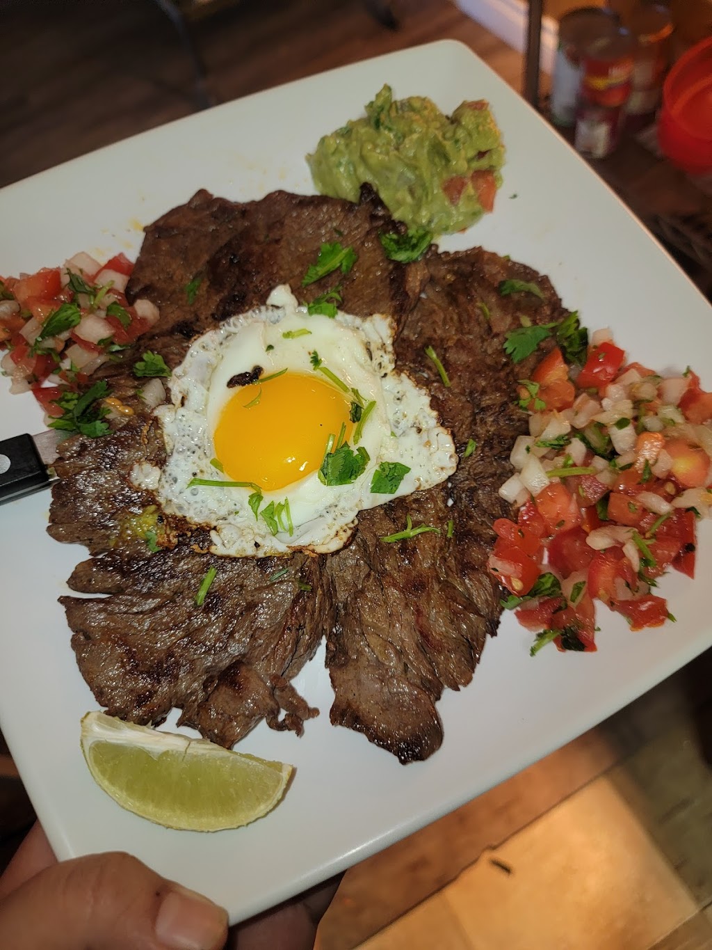 Lupitas Restaurant | restaurant | 619 W Murray Ave, Visalia, CA 93291, USA | 5593727183 OR +1 559-372-7183