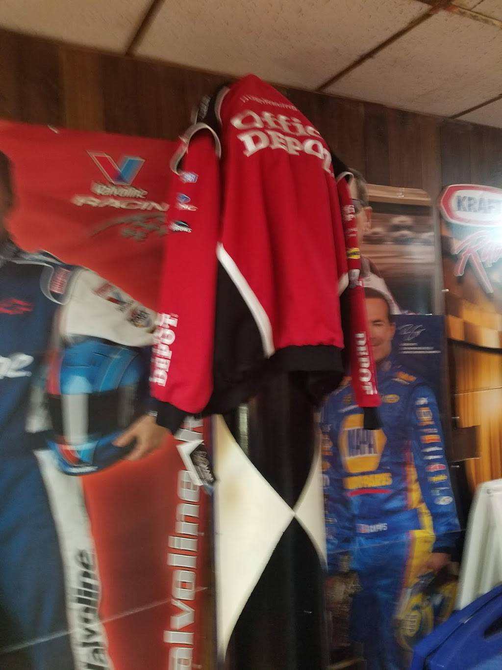 J-Birds | restaurant | 7917 Fairview Rd, Mint Hill, NC 28227, USA | 7045451932 OR +1 704-545-1932