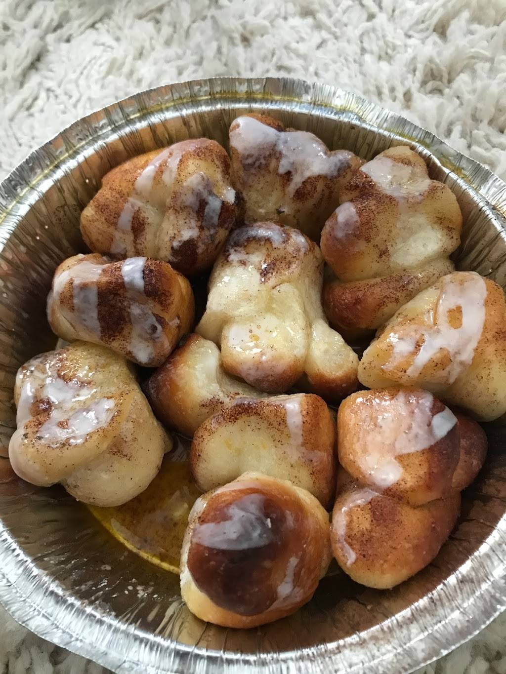 Johnnys New York Style Pizza | meal delivery | 1040 Gaines School Rd, Athens, GA 30605, USA | 7063541515 OR +1 706-354-1515