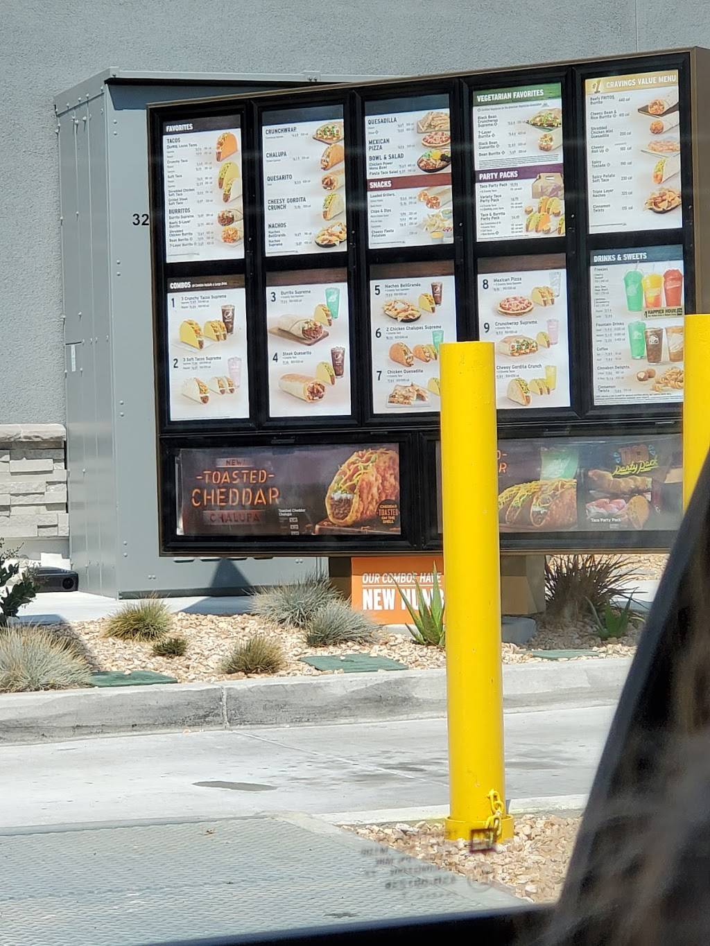 Taco Bell | meal takeaway | 3270 W Lincoln Ave, Anaheim, CA 92801, USA | 7148554600 OR +1 714-855-4600